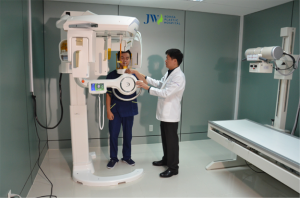 After X-ray and 3D CT scans, our doctors will decide to make a customized surgical plan.