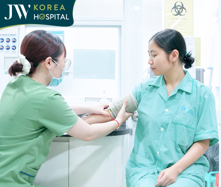 Patients receive a comprehensive health check before surgery to ensure maximum safety